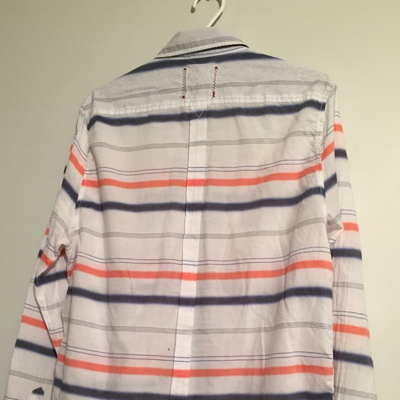 Vintage Red Large Button Down Shirt - Picture 4 of 4